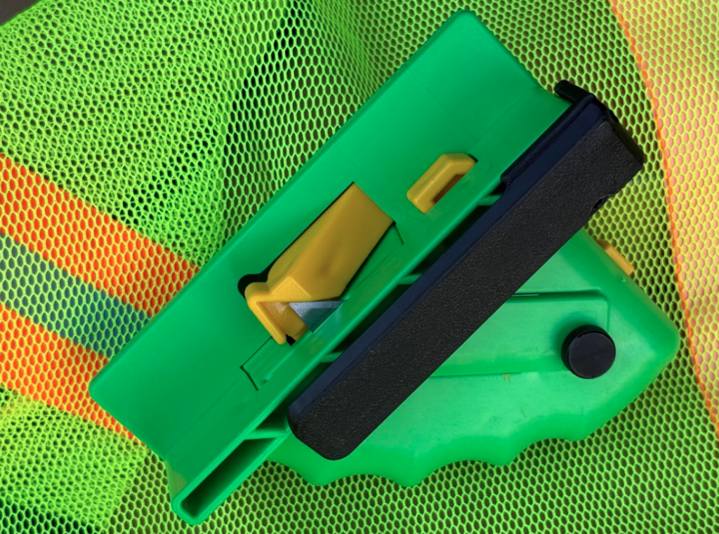 box cutter